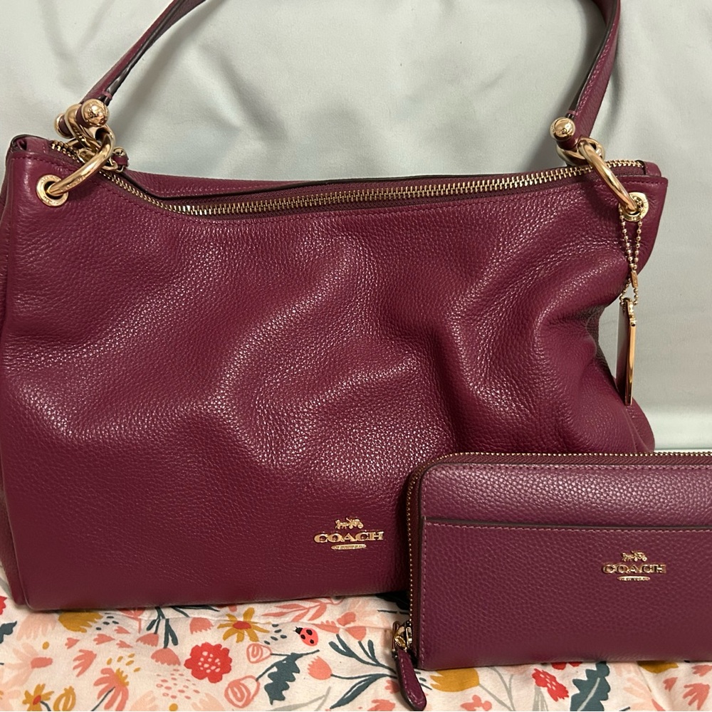 Coach Women's maroon  Leather Bag and wallet